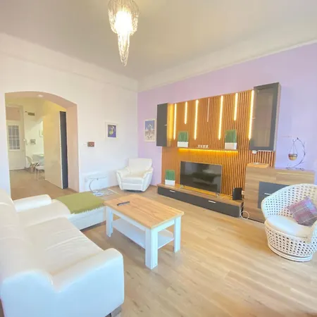 Bbudapest River Park *