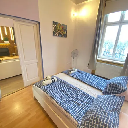 Bbudapest River Park Apartment