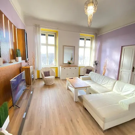 Bbudapest River Park ブダペスト